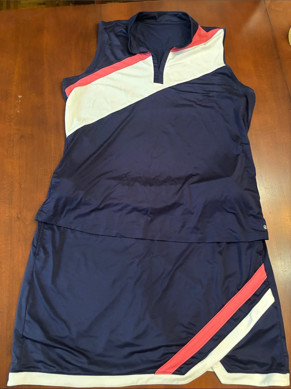 IZOD GOLF SET!!!Navy Sleeveless shirt with White & Coral Accents matching skort